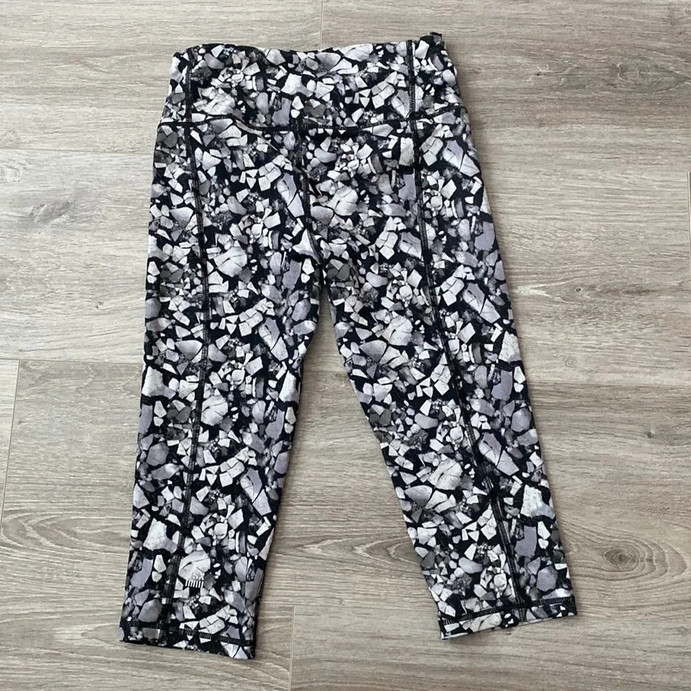 Victoria Secret Sport Knockout Cropped Leggings